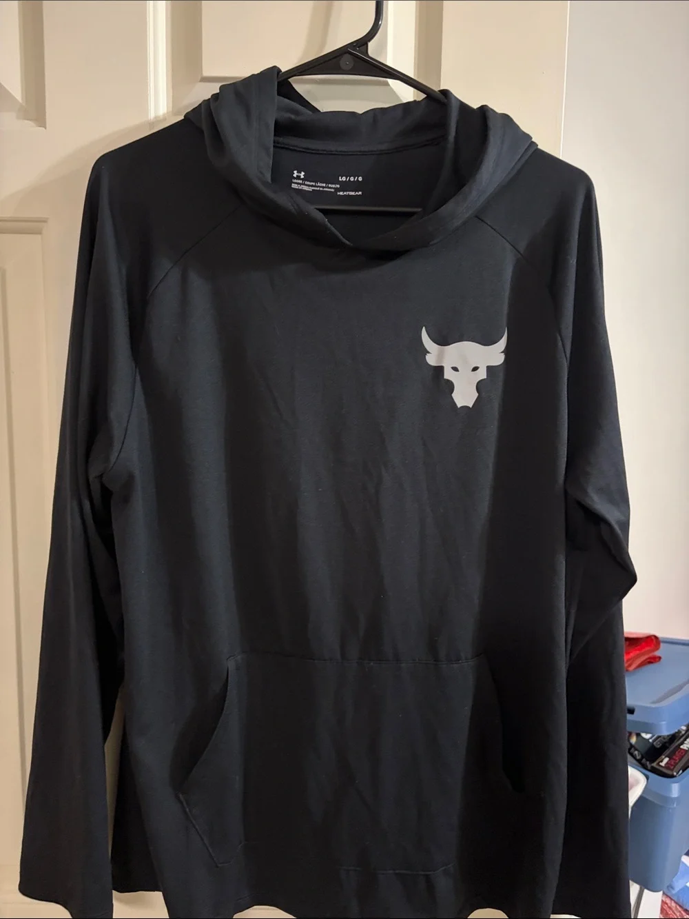 Under Armour Men’s Black Hooded Training Pullover with Bull Logo